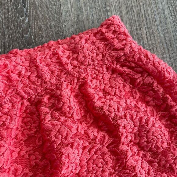 Free People Lace Scalloped Shorts - Size: Small - Picture 5 of 9